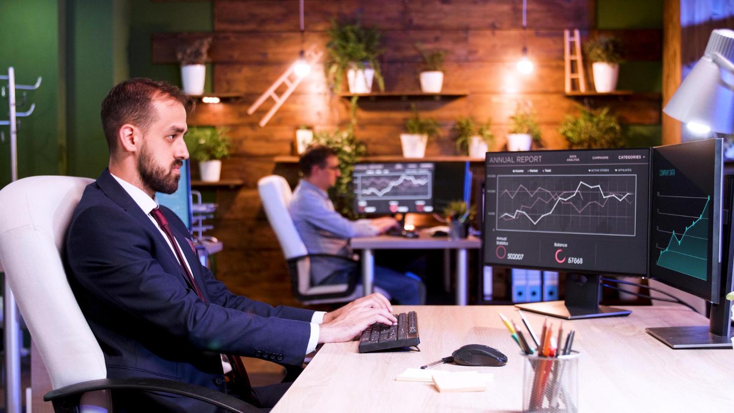 How Much Does A Business Analyst Make 